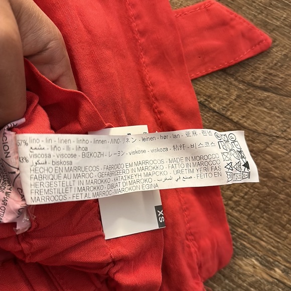 NWT ZARA || RED PAPER BAG SHORTS || SIZE S - Picture 11 of 12